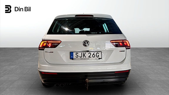 Volkswagen Tiguan 5 of 13