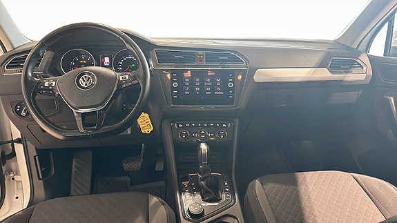 Volkswagen Tiguan 10 of 13