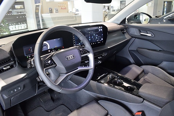 Audi Q3 4 of 10