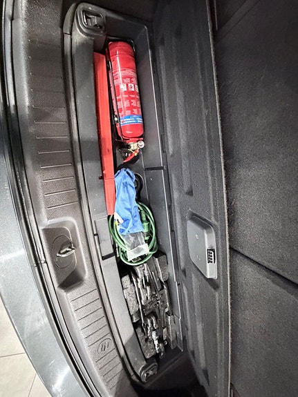 Hyundai Santa Fe 13 of 29