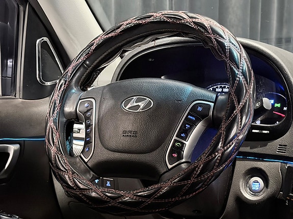 Hyundai Santa Fe 19 of 29