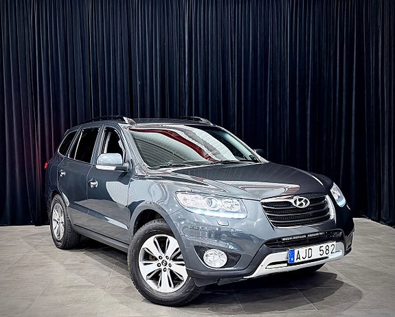 Hyundai Santa Fe 2 of 29