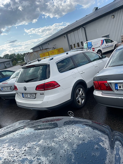 Volkswagen Passat Alltrack 5 of 5
