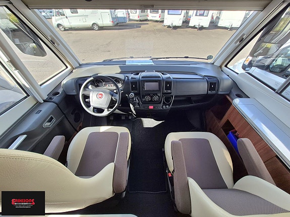Adria SONIC 700 SBC *Hydraulben 13 of 16