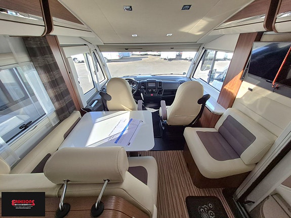 Adria SONIC 700 SBC *Hydraulben 2 of 16