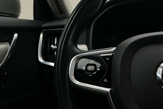 Volvo V90 25 of 27