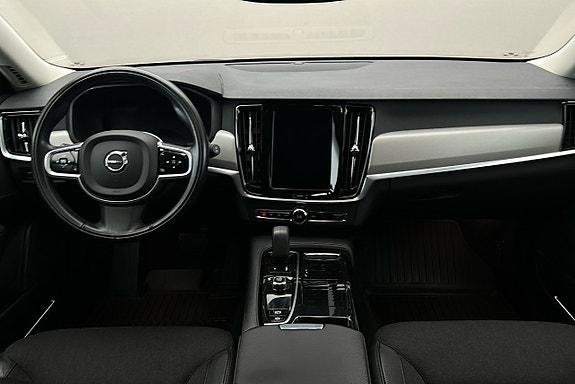 Volvo V90 6 of 27