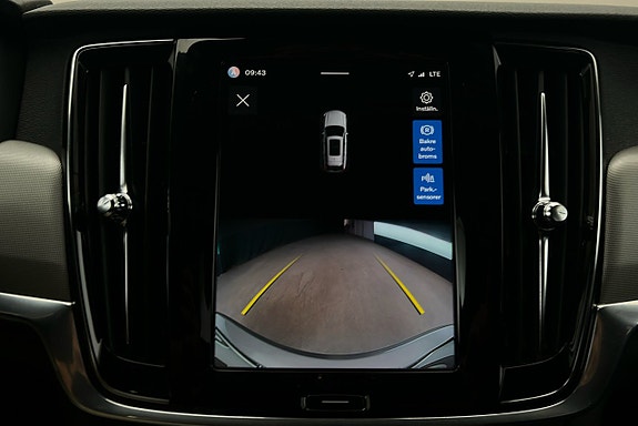 Volvo V90 26 of 27