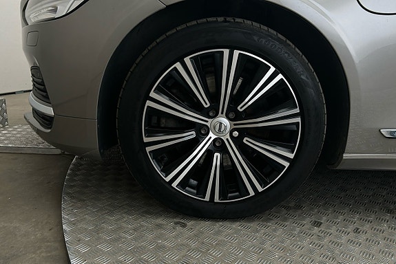 Volvo V90 12 of 27