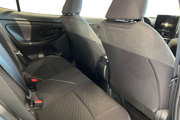 Toyota Yaris Cross 9 of 21