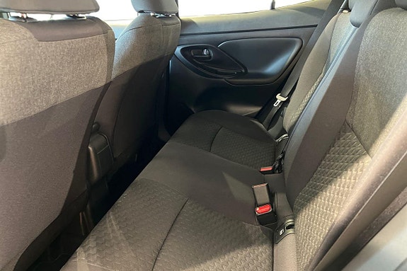 Toyota Yaris Cross 13 of 21
