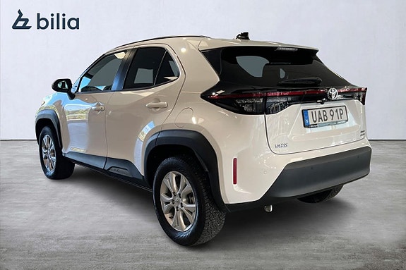 Toyota Yaris Cross 2 of 21