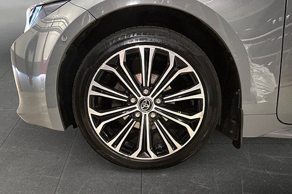Toyota Corolla 16 of 16