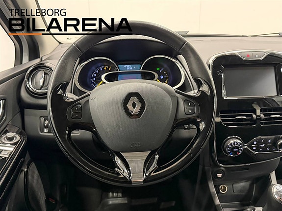 Renault Clio 17 of 23