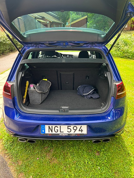 Volkswagen Golf VII 5 of 5