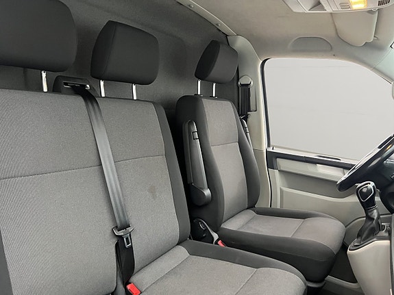 Volkswagen Transporter 24 of 29