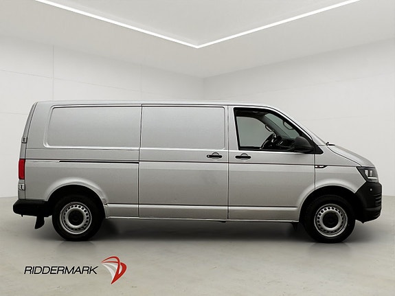 Volkswagen Transporter 2 of 29