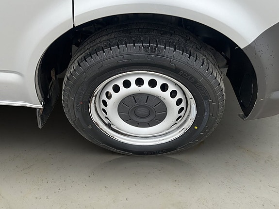 Volkswagen Transporter 28 of 29