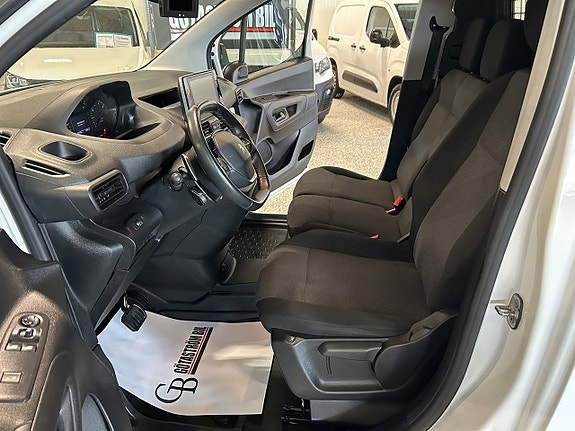 Peugeot Partner 13 of 26