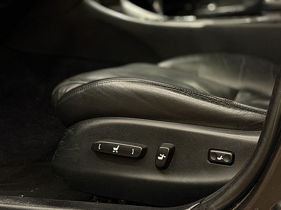 Lexus IS250 12 of 27