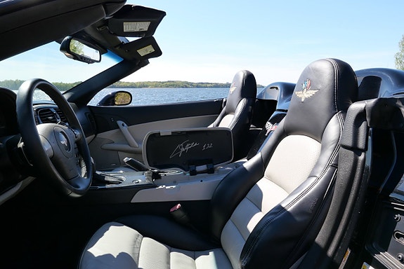 Chevrolet Corvette 6 of 6