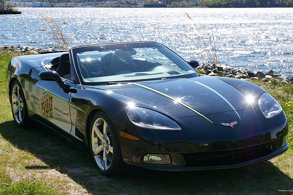 Chevrolet Corvette 5 of 6