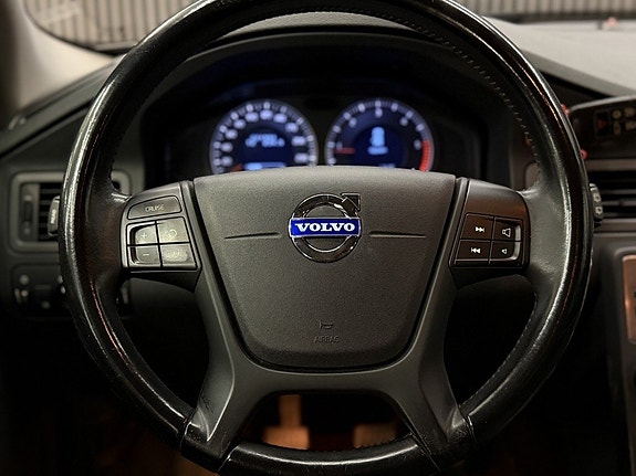 Volvo V70 19 of 23