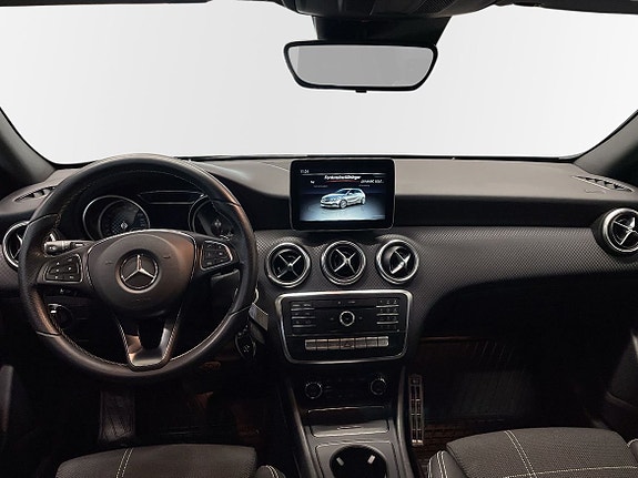 Mercedes-Benz A200 d 7 of 10