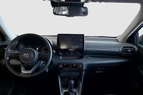 Toyota Yaris 10 of 13