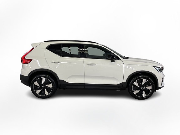 Volvo EX40 5 of 14