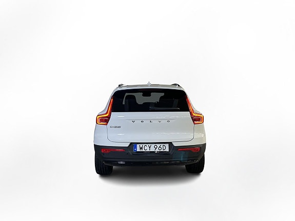 Volvo EX40 8 of 14