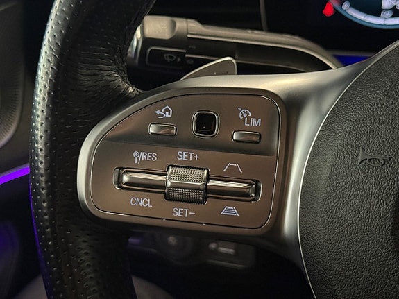 Mercedes-Benz GLE350 de 28 of 29