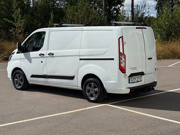 Ford Transit Custom 5 of 16