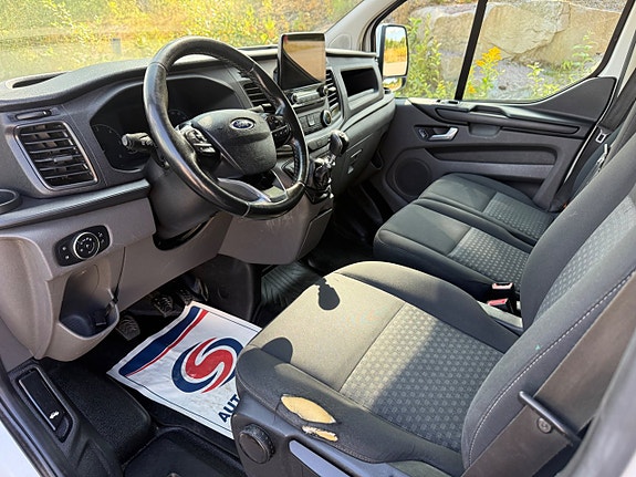 Ford Transit Custom 6 of 16