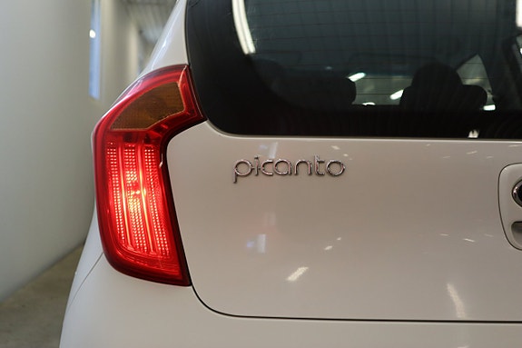Kia Picanto 19 of 19