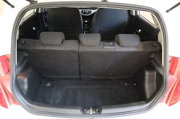 Kia Picanto 15 of 19