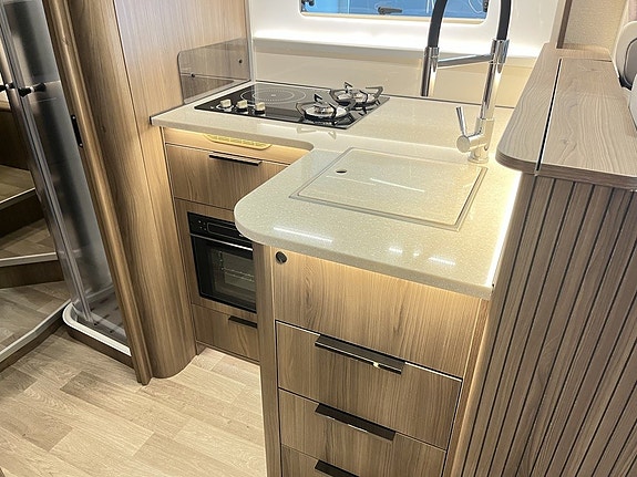 Kabe IMPERIAL 790 LQB (ALDE+Hydben+AC+Solcell+Cinderella) 17 of 30