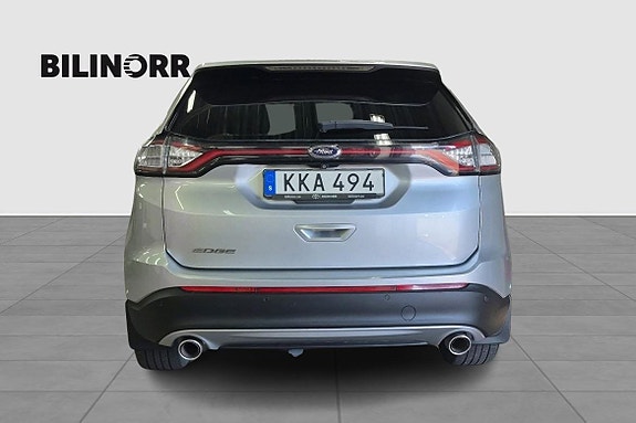 Ford Edge 4 of 11