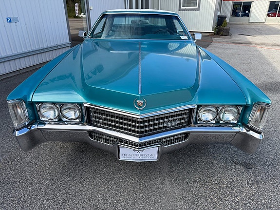 Cadillac Fleetwood 11 of 21