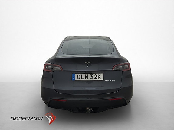 Tesla Model Y 8 of 30