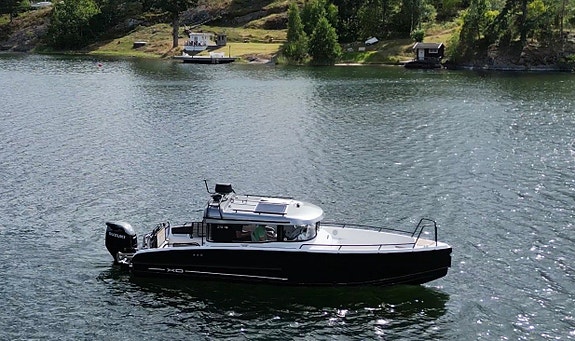 XO 270 Cabin - Suzuki DF350 DuoProp | Endast 213 h 2 of 15
