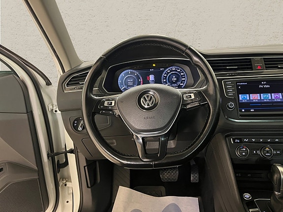 Volkswagen Tiguan 5 of 7
