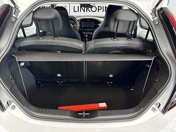 Toyota Aygo X 11 of 14