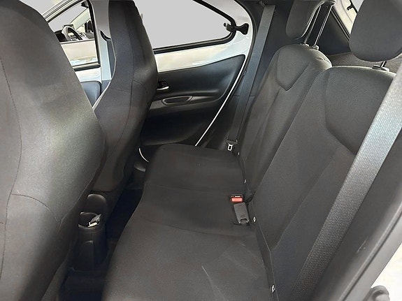 Toyota Aygo X 8 of 14