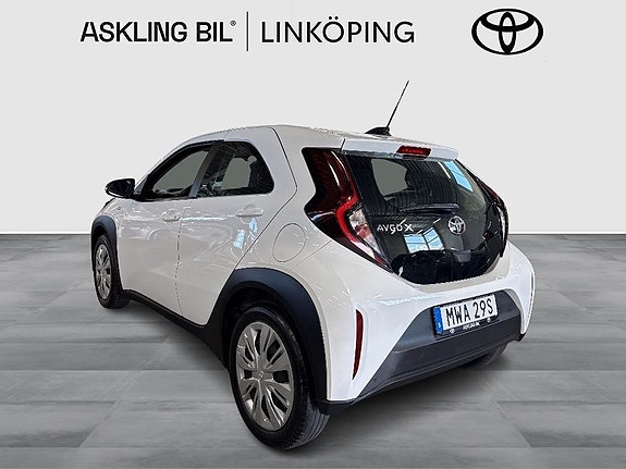 Toyota Aygo X 3 of 14