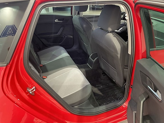 Seat Leon 11 of 15