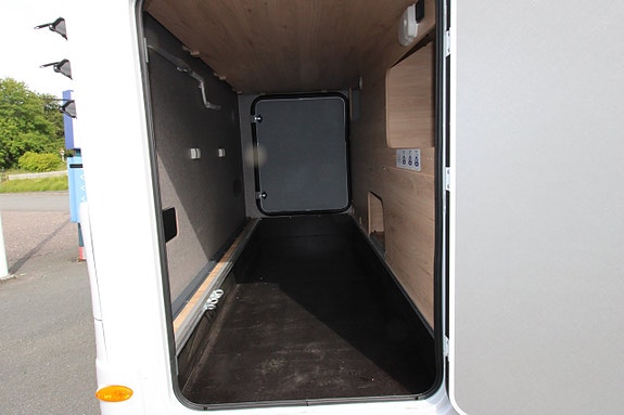 Dethleffs T 6815 Just Go 165 Hk Automat Fabriksny 3500 kg separata enkelsängar Trend Active 3 of 17