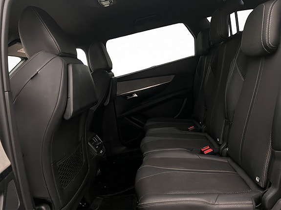 Peugeot 5008 18 of 30