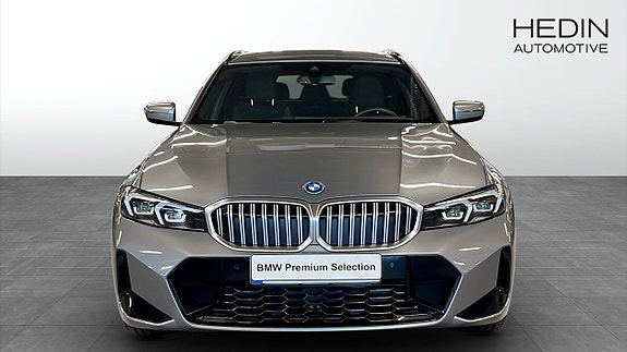 BMW 330e 8 of 9