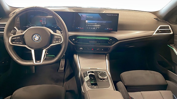 BMW 330e 4 of 9